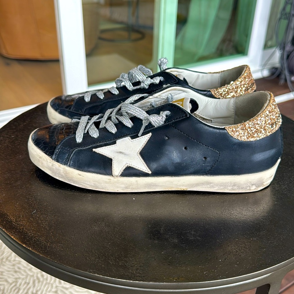Golden Goose Super Star sneaker* like new *